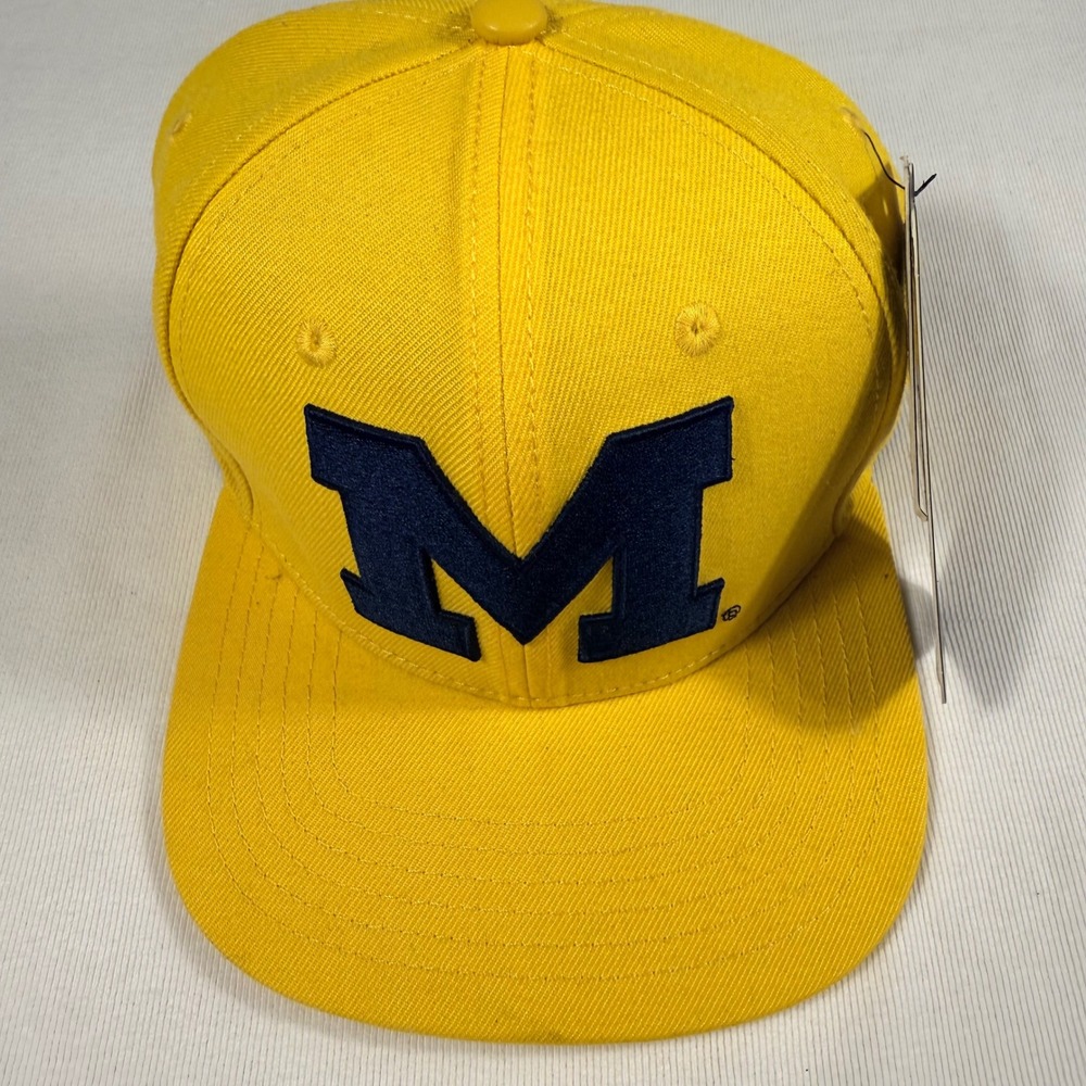 Pro Standard Michigan Wolverines Hat OS Yellow Snapback Athletic Hard to find